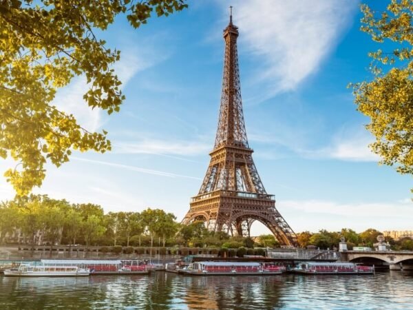 Paris – Eiffel Tower