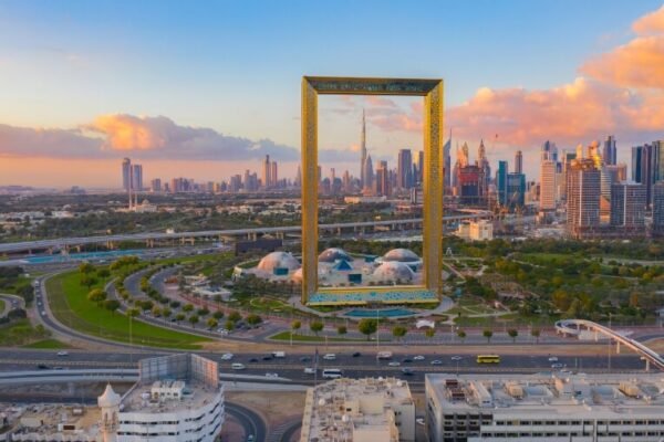 Burj Khalifa & Dubai Frame