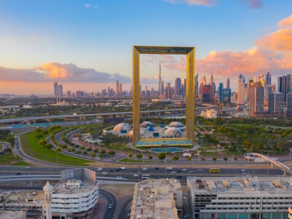 Burj Khalifa & Dubai Frame
