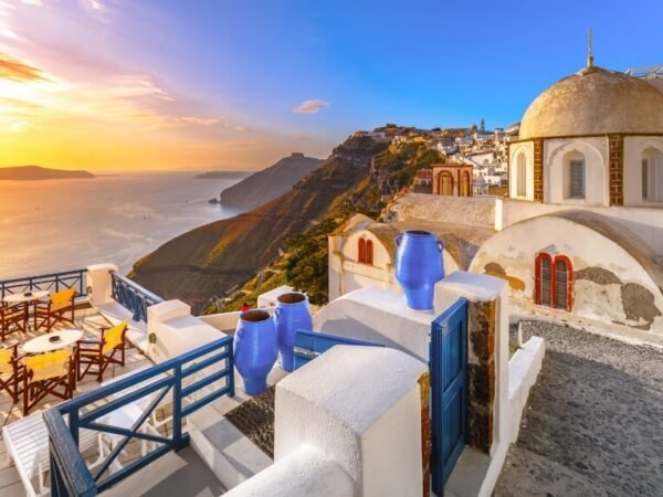 Fira – Volcano View
