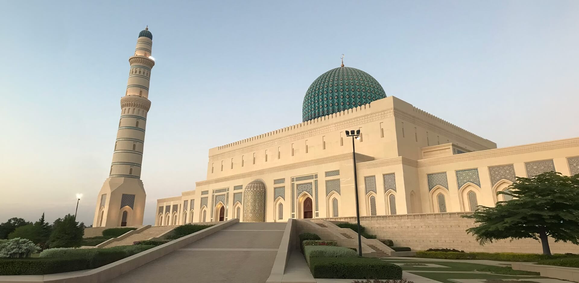 oman travel booking agency